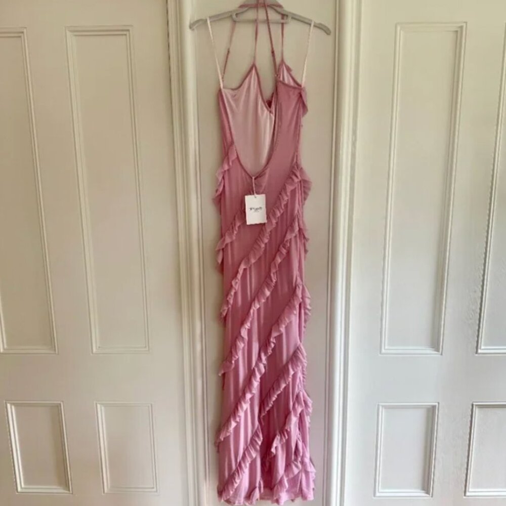 Runaway the Label Barlow Maxi Dress- light pink - Picture 5 of 5